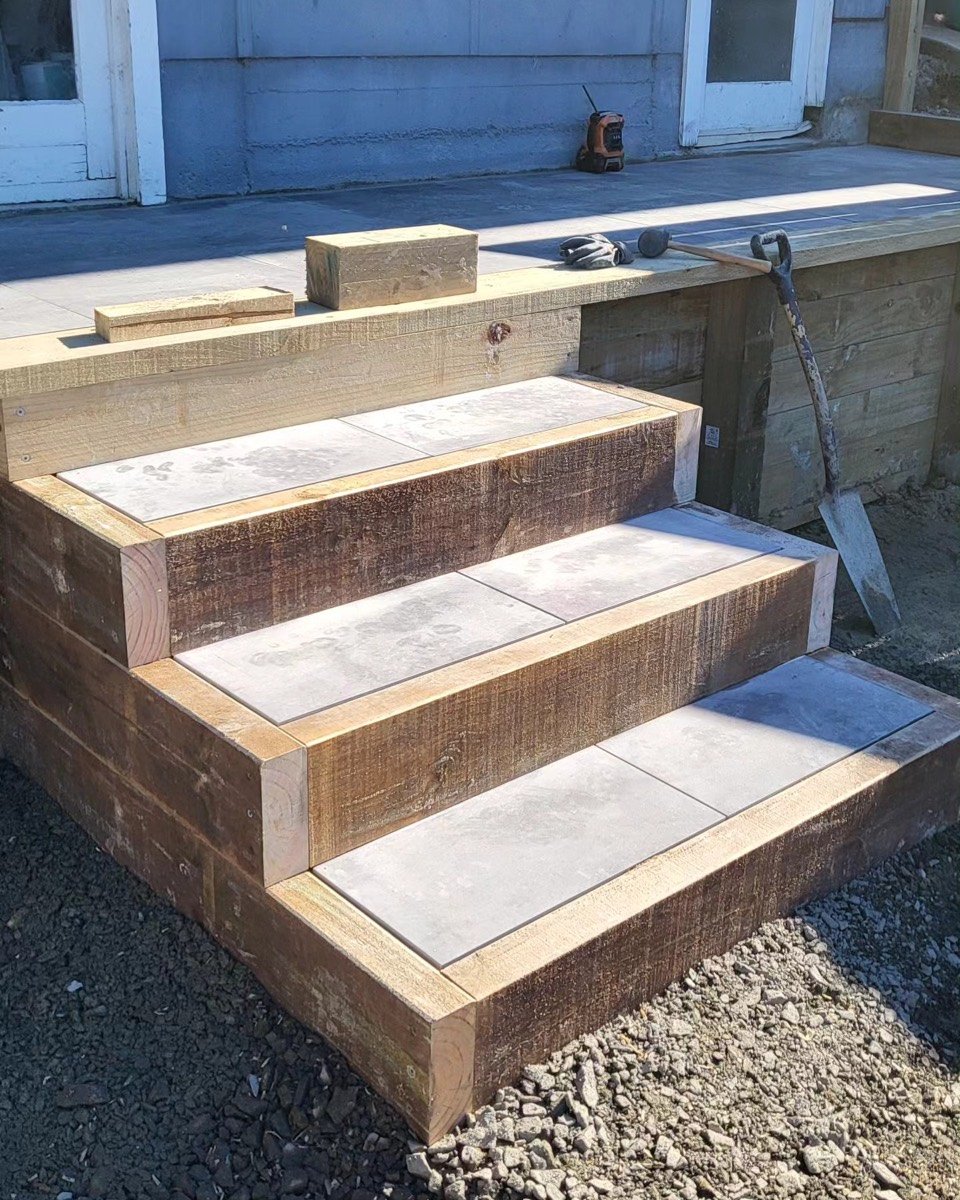 Timber sleeper steps with tiled treads